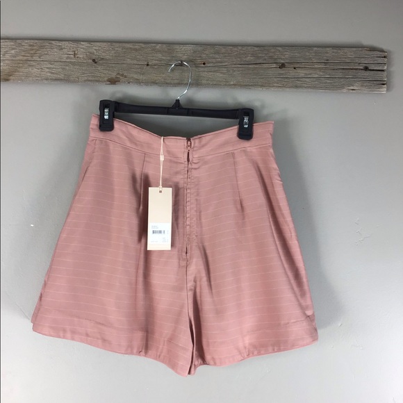 Keepsake Fever Short - Picture 5 of 8